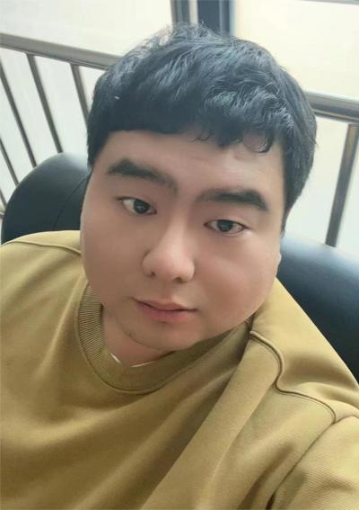 周飞