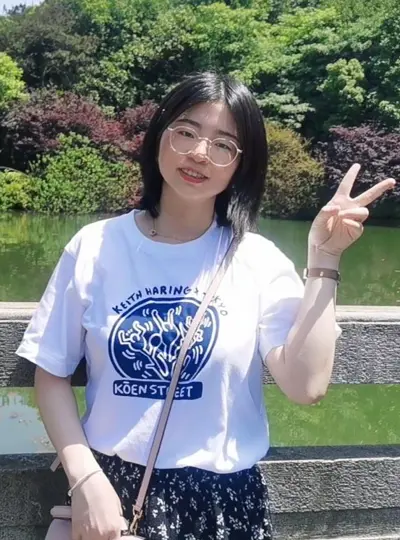 张雯